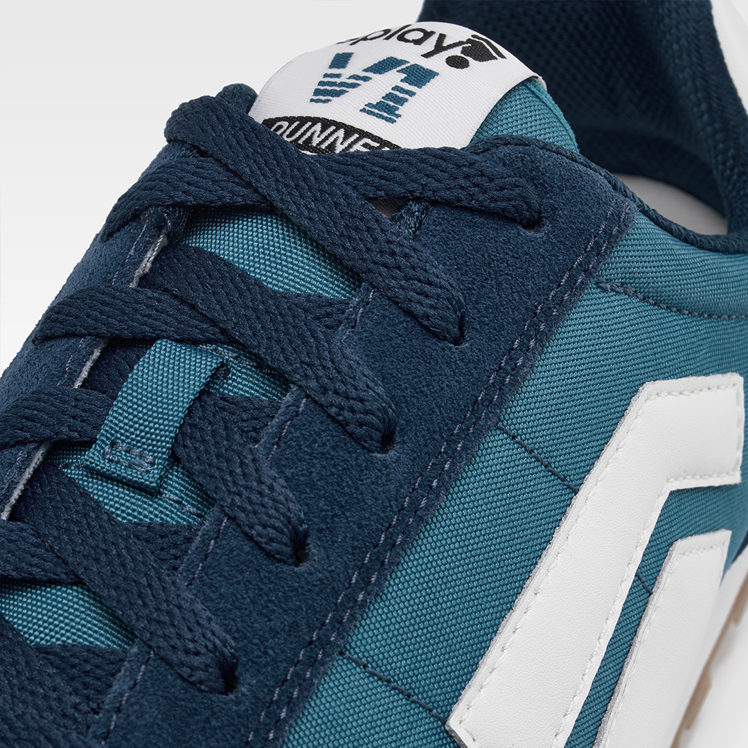 RUNNER V1 Bleacher Blue '26