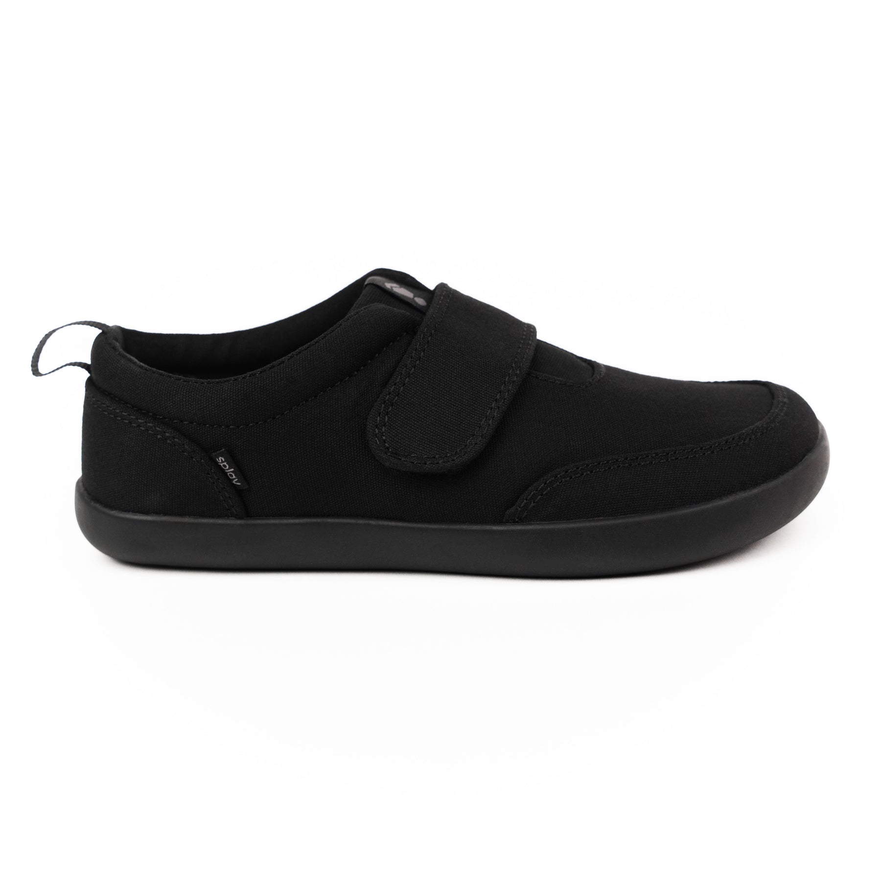 Explore2 Jet kids' shoes in black, designed for comfort with durable materials and a secure fit.