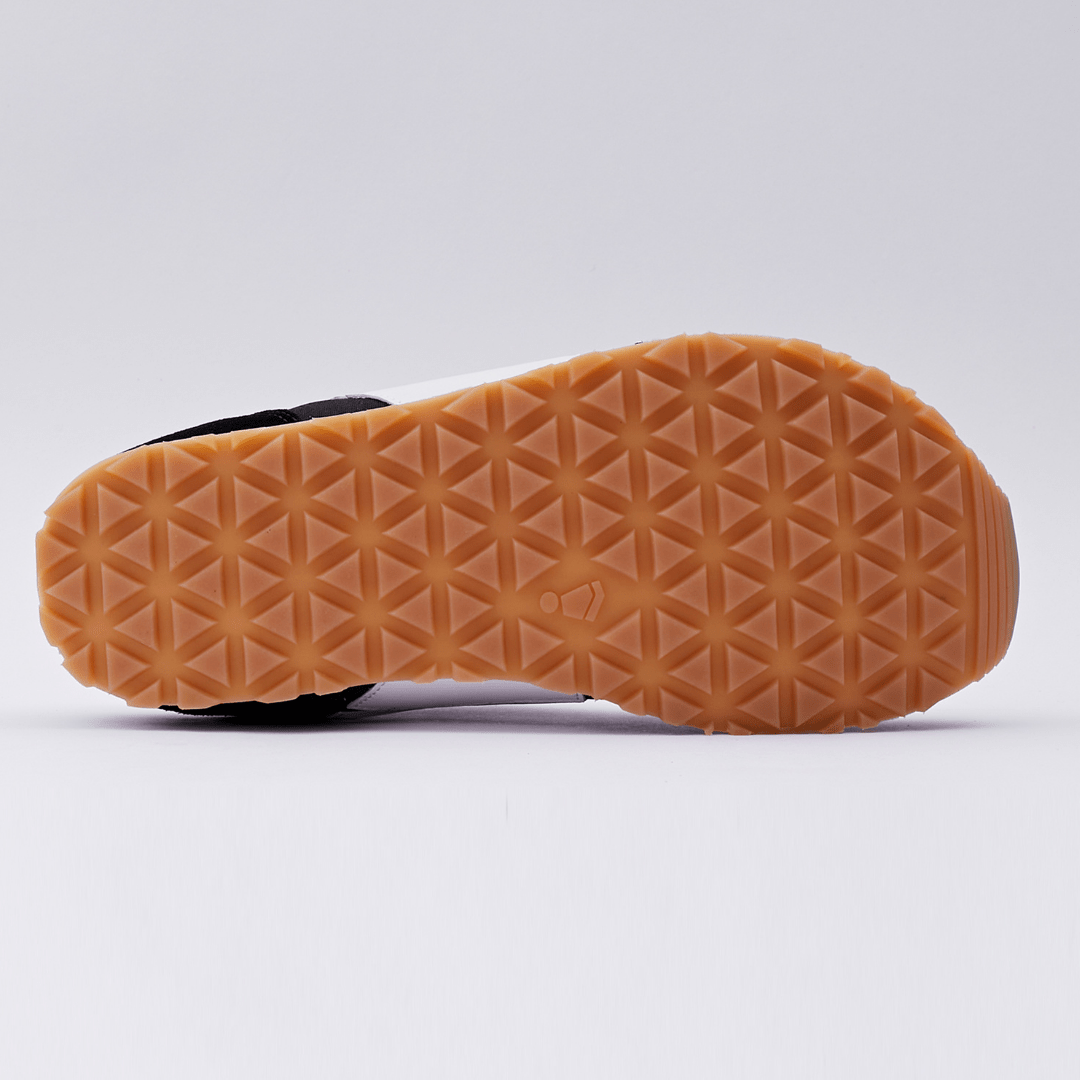 RUNNER V1 Track Black '26