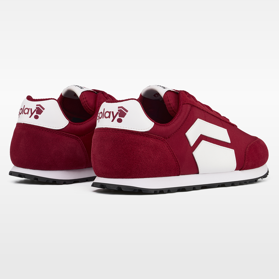 RUNNER V1 Stadium Red '26
