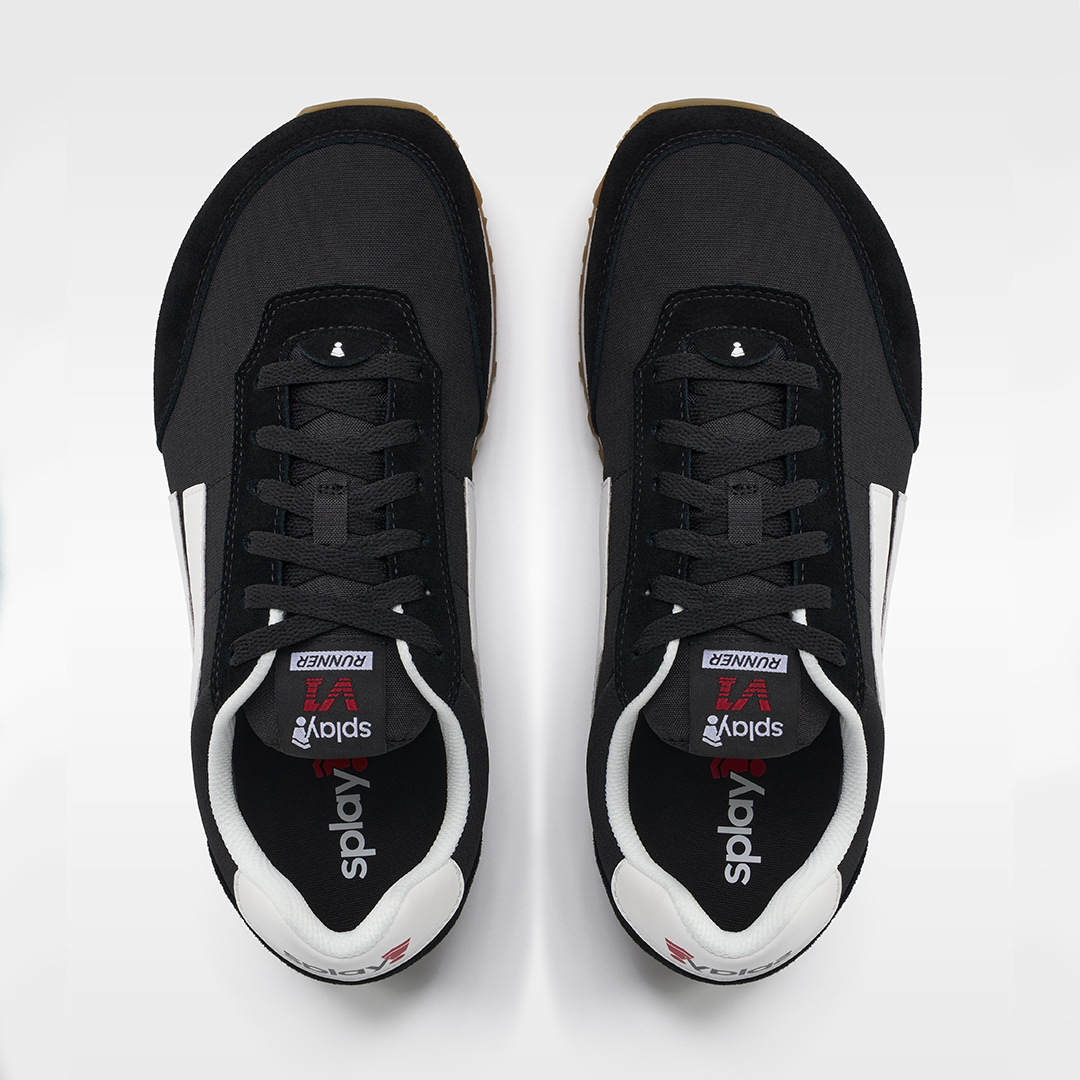 RUNNER V1 Track Black '26