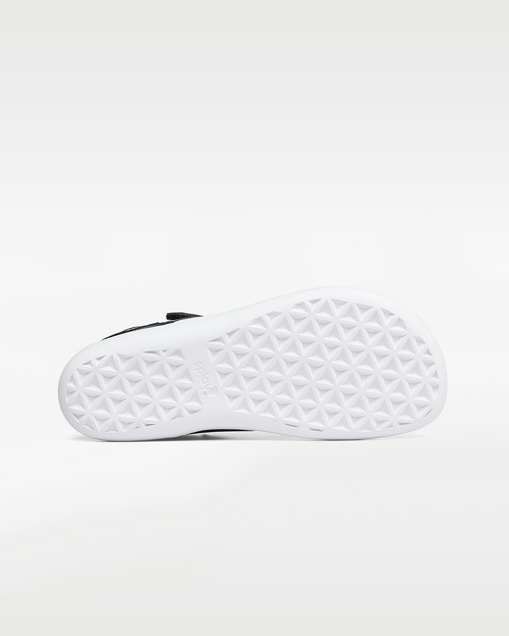 Splay Dash Kids Core Black barefoot shoes — kids' low-top sneaker with a strap and laces, outsole tread of a single shoe
