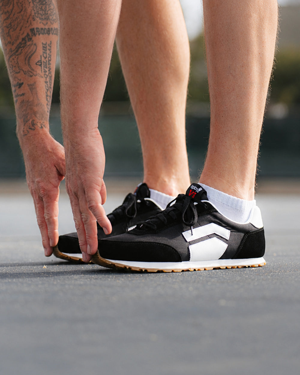 RUNNER V1 Track Black '26