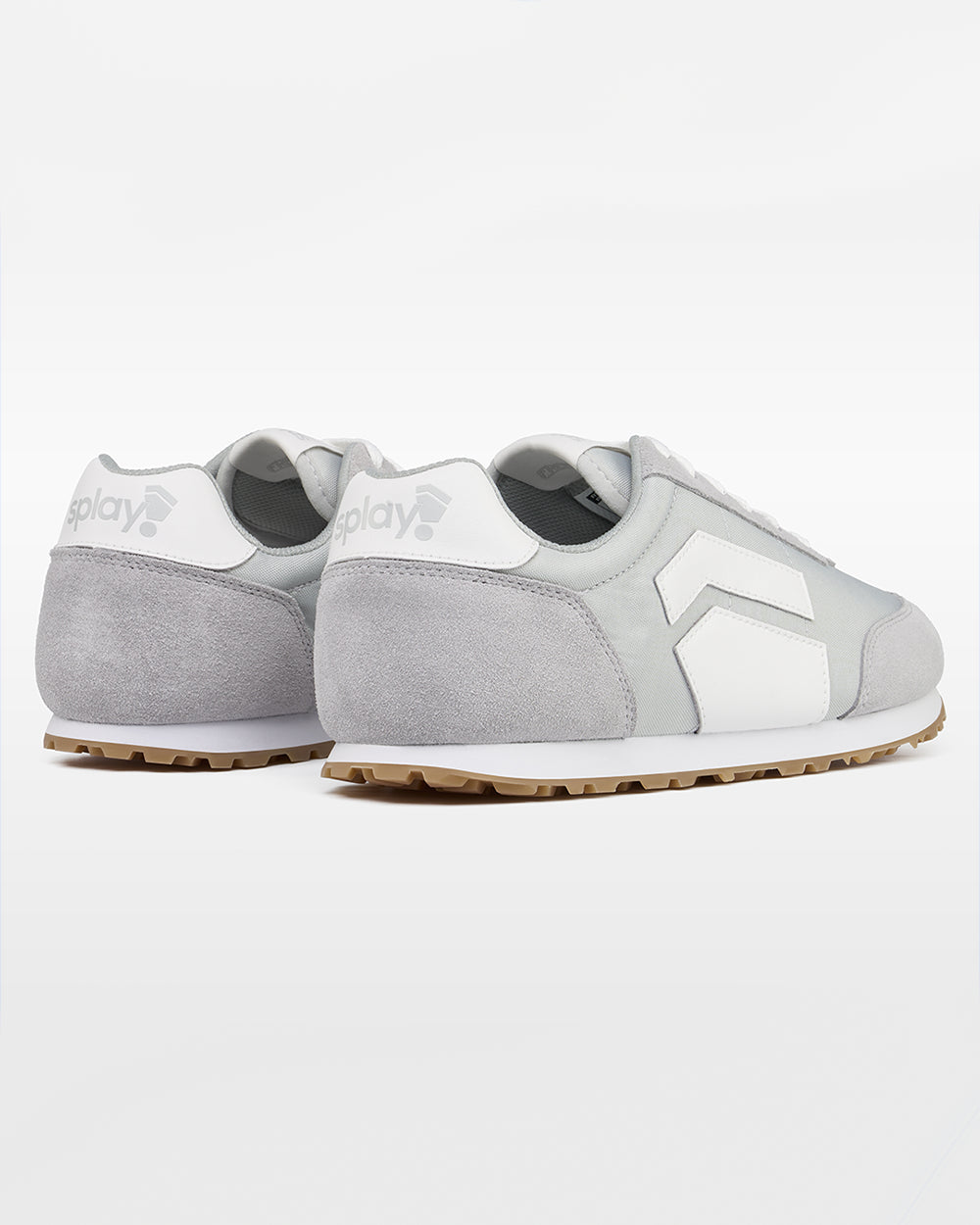 RUNNER V1 Relay Grey '26