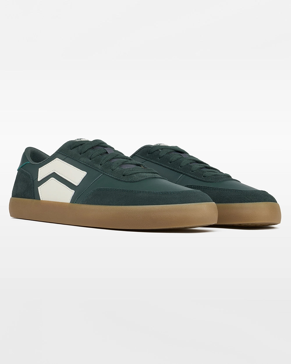Splay 101 Ivy League Green ’26 barefoot shoes, front three-quarter view